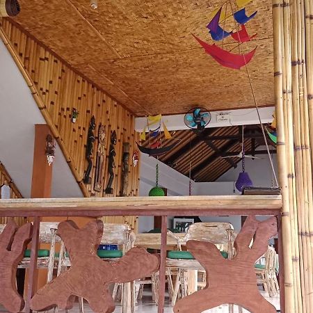 Beten Enjung Home Stay&Waroeng Amed Eksteriør billede