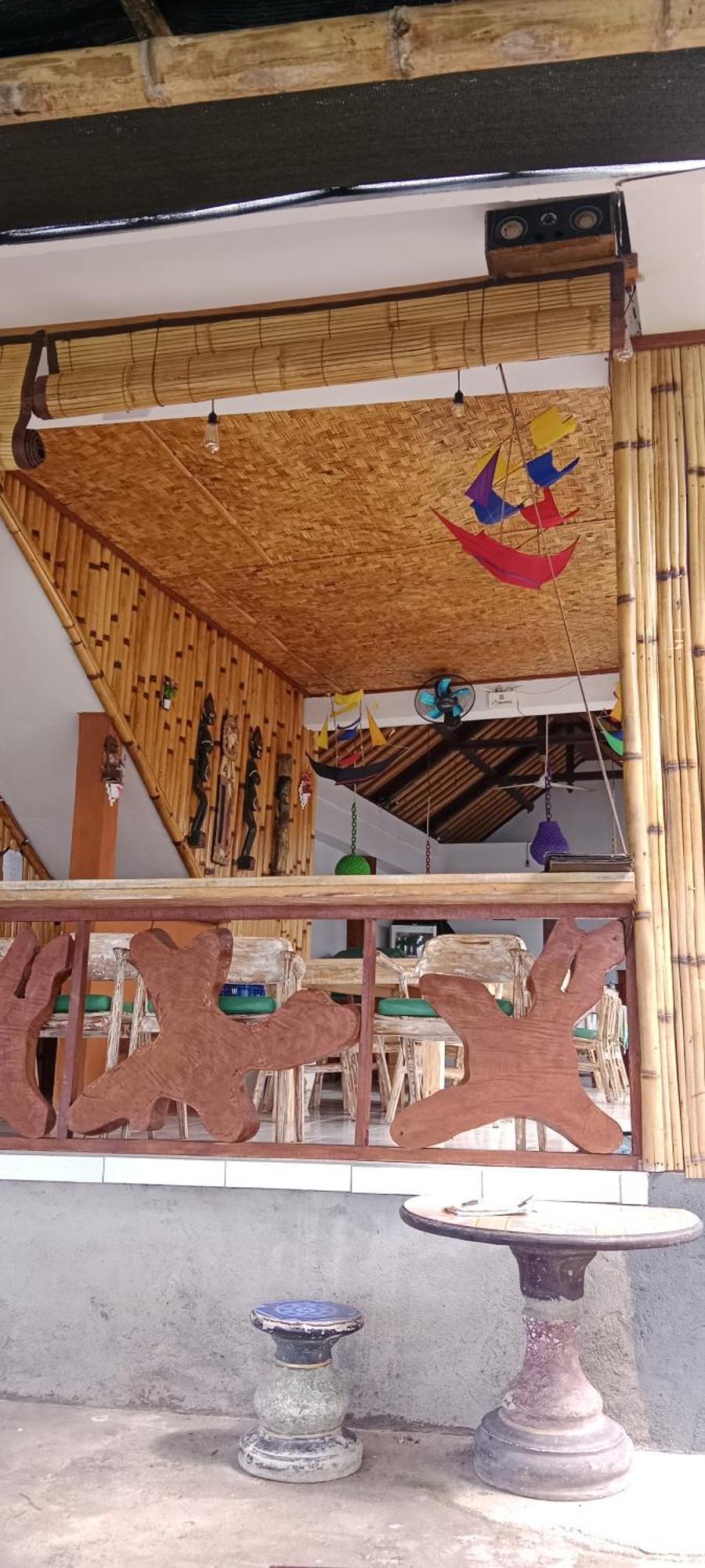 Beten Enjung Home Stay&Waroeng Amed Eksteriør billede