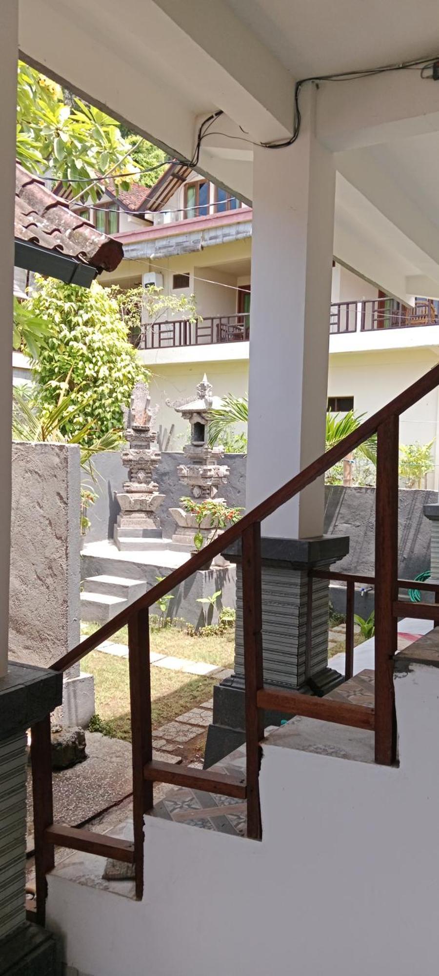 Beten Enjung Home Stay&Waroeng Amed Eksteriør billede