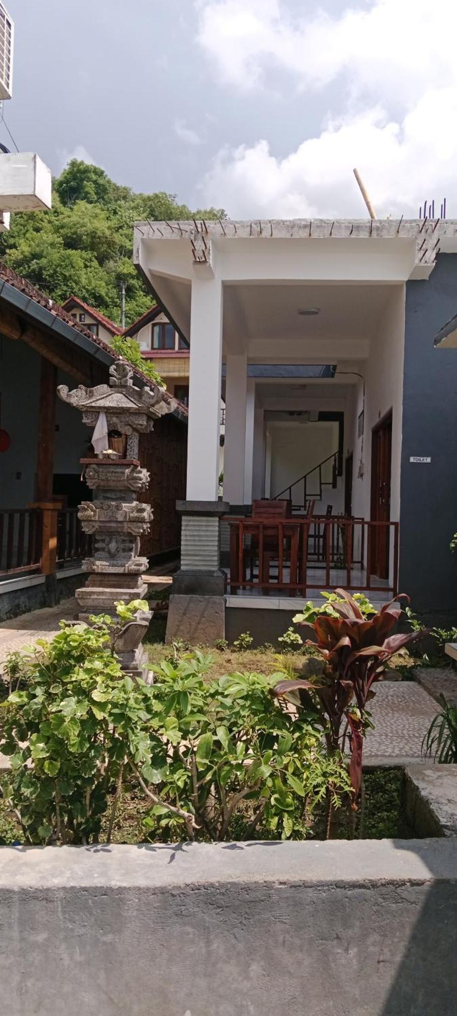 Beten Enjung Home Stay&Waroeng Amed Eksteriør billede